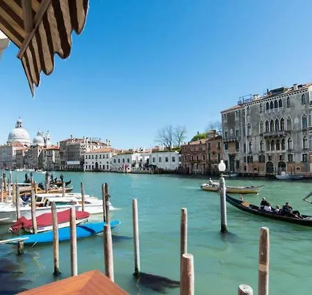 Casa Zucchi | Grand Canal Venedig